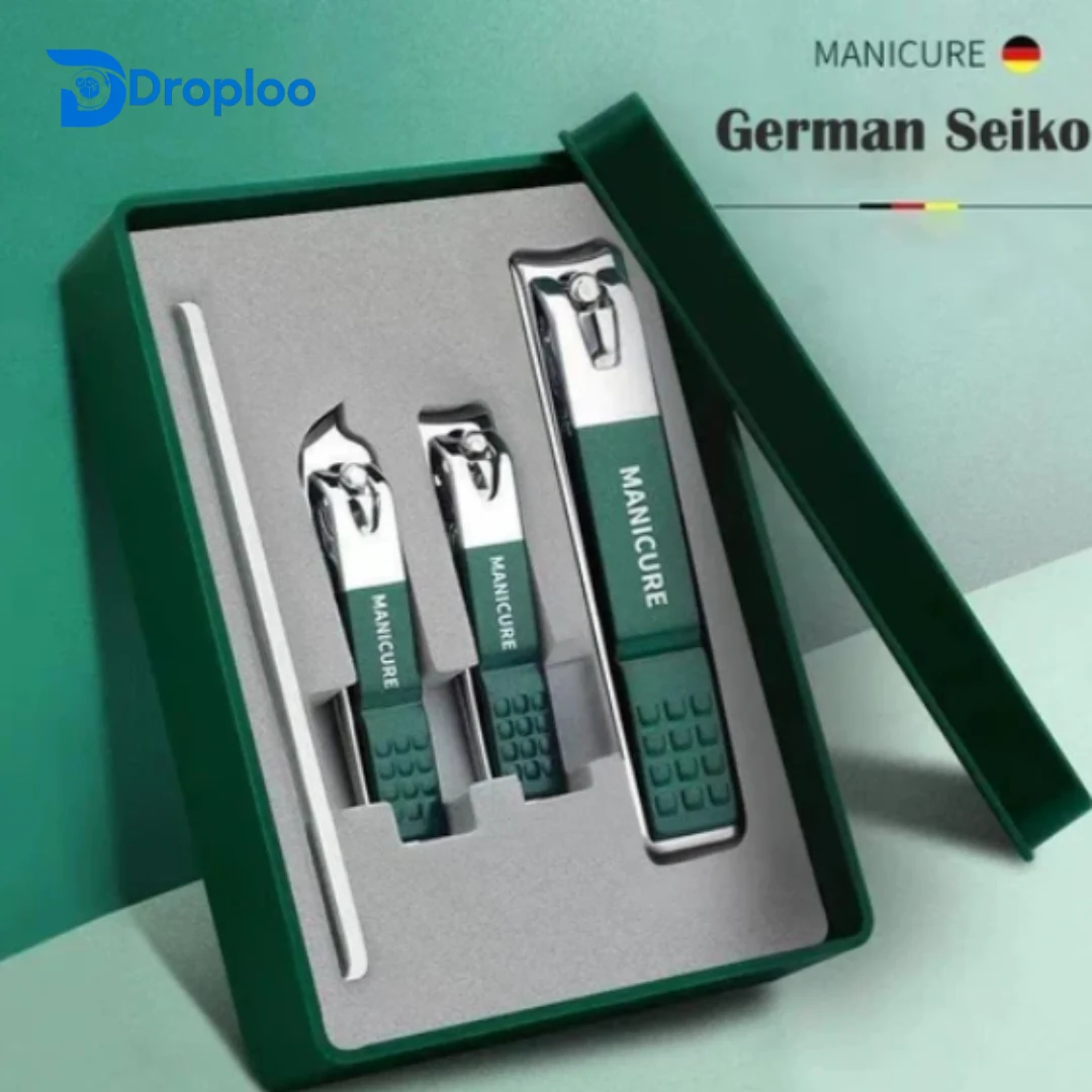 Nail Clippers with A Portable Protective Cover